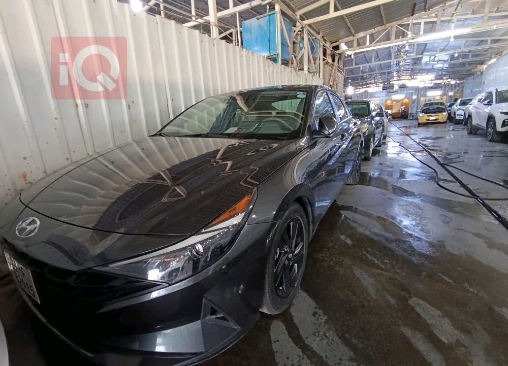 هیوندای ئەلەنترا